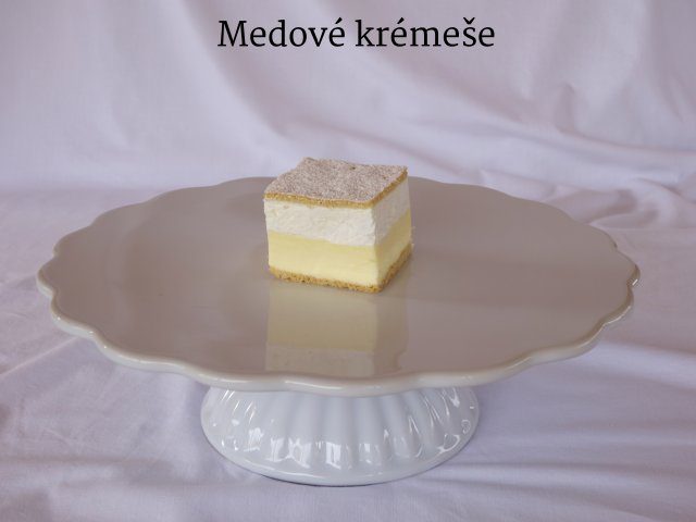 Medové krémeše