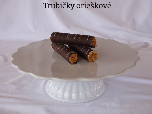Trubičky orieškové